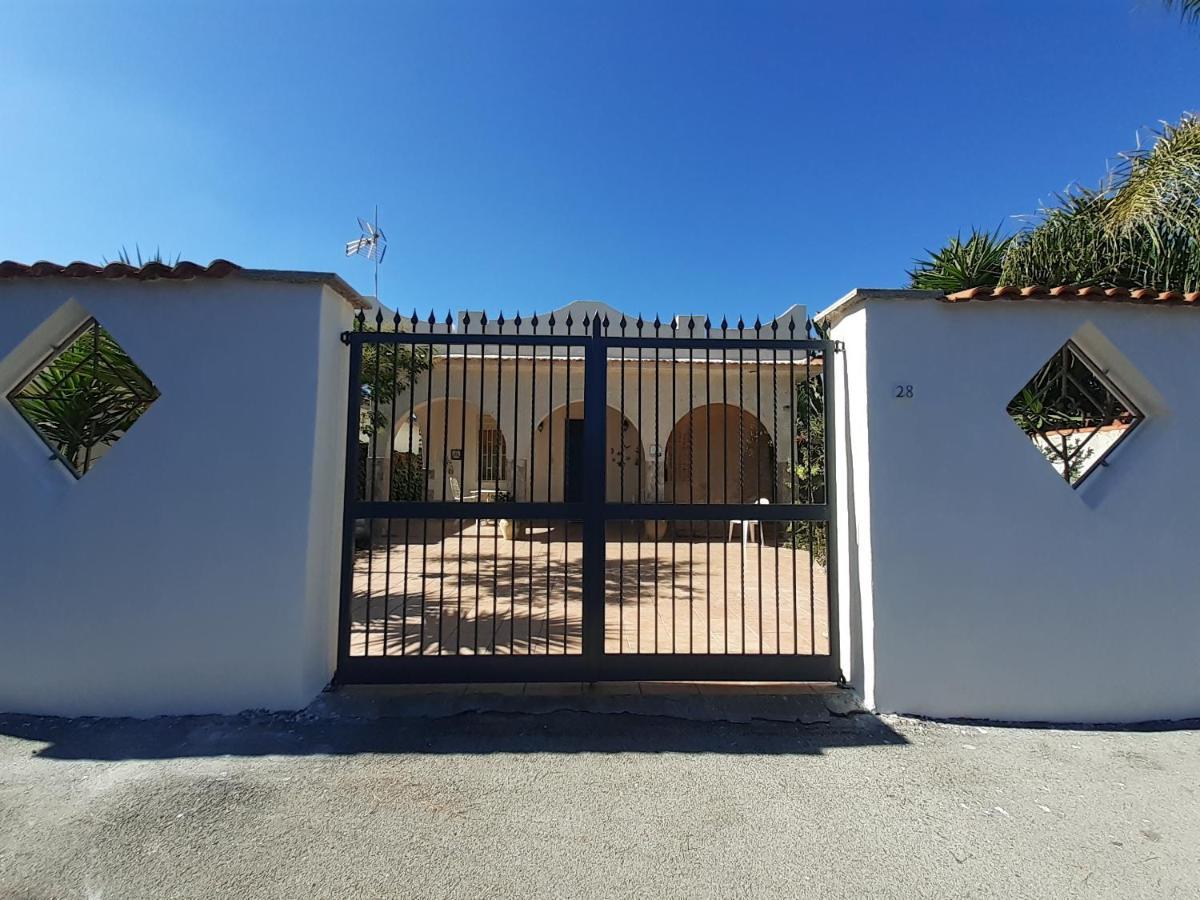 Villa Al Mare Lighthouse Villaggio San Leonardo Exterior photo